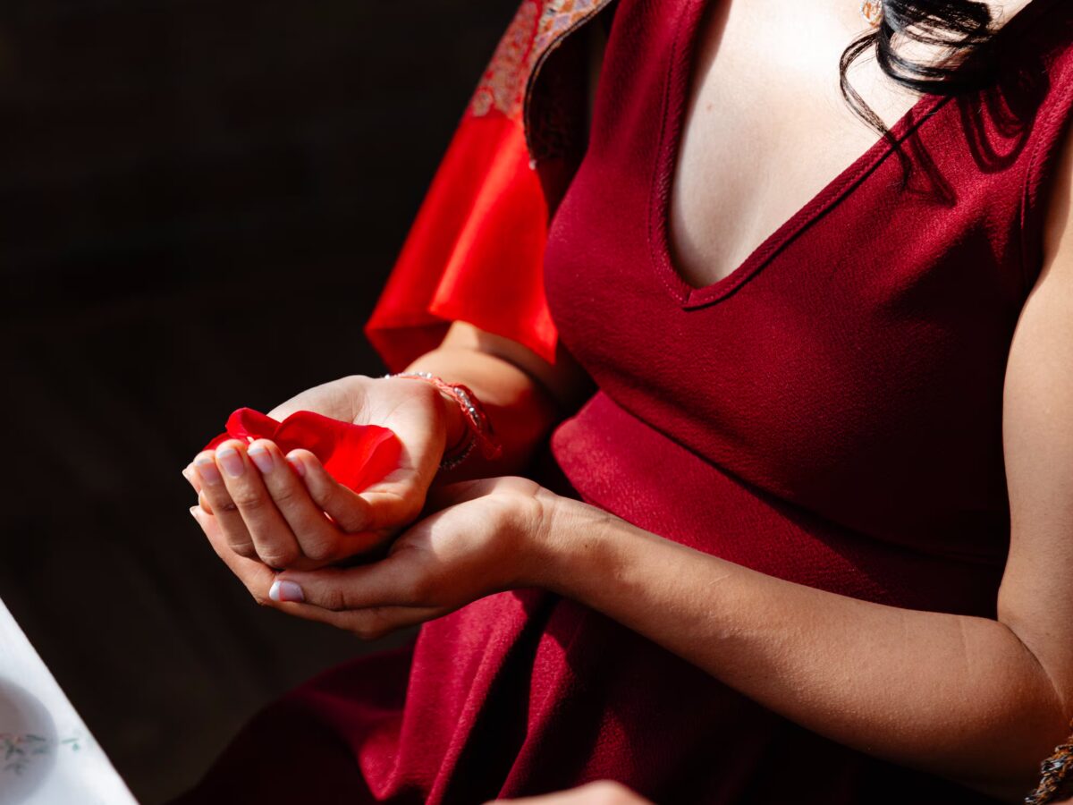 Candid family moment captured at a 200-guest baby shower